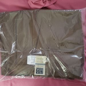 Traditional Fit Twill Pants